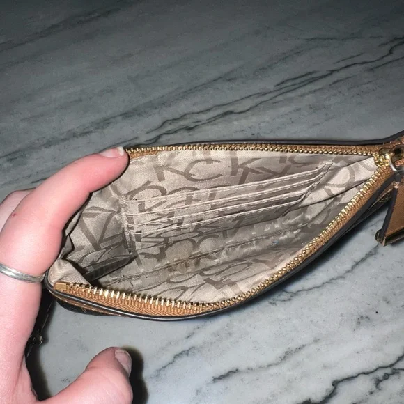 Wallet - Picture 3 of 3